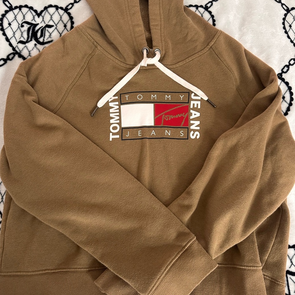 Tommy Hilfiger women’s Brown Hoodie crop Sweatshirt